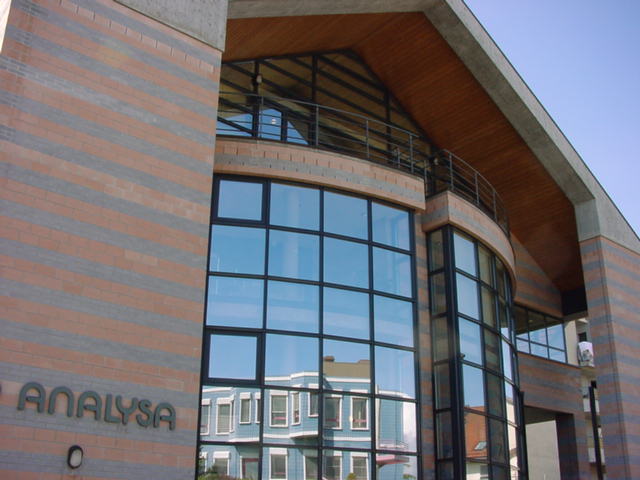 Analysa, laboratoires et cabinets médicaux